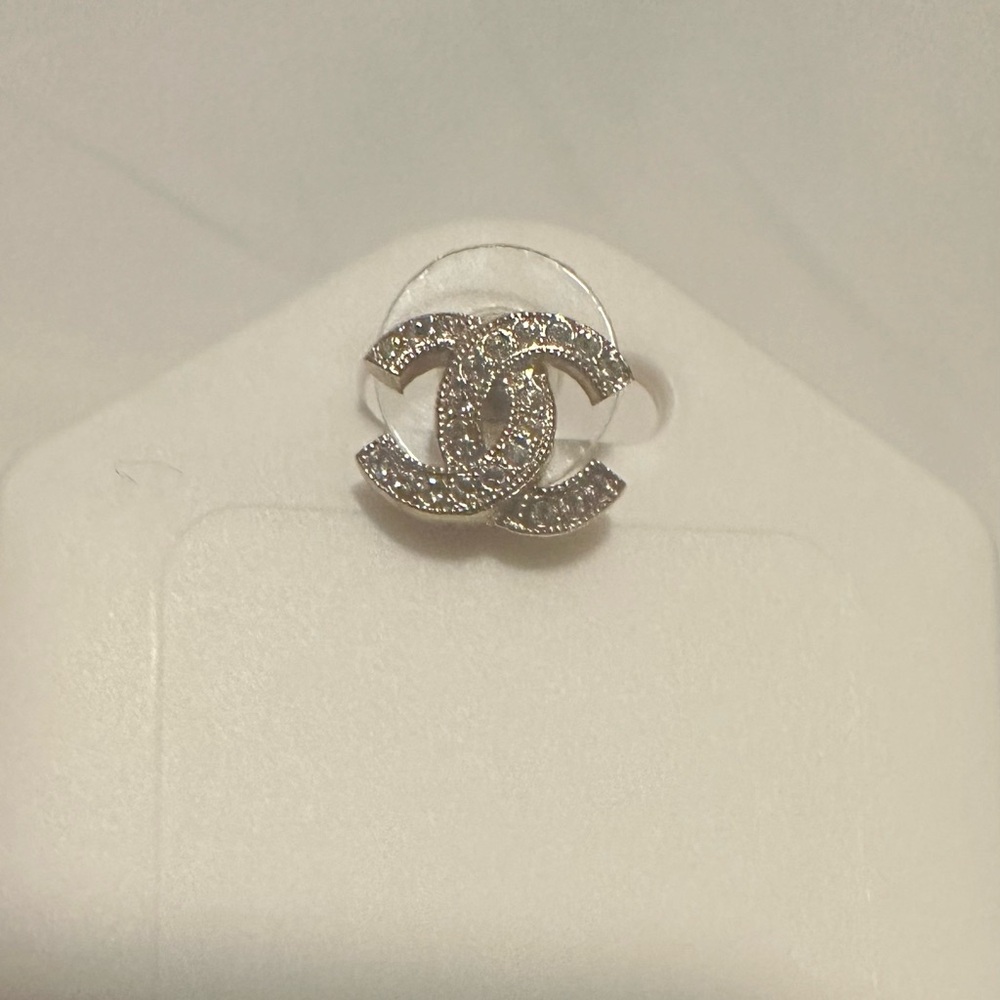 AUTHENTIC CHANEL EARRING